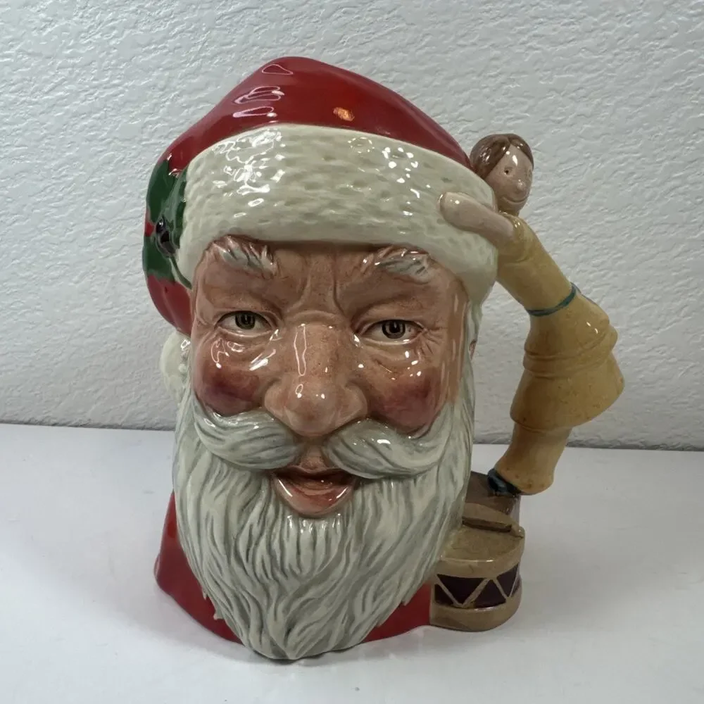 VINTAGE 1981 ROYAL DOULTON CHARACTER JUG SANTA CLAUS w/Doll Handle #D6668